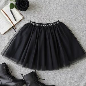Dark Fairy Black Tulle Mini Skirt Beaded Waist Fully Lined Size 5.